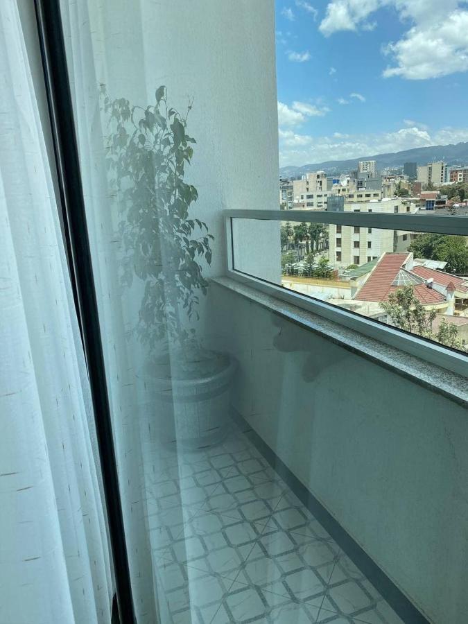Ecco Modern Guest House Аддис-Абеба Екстер'єр фото
